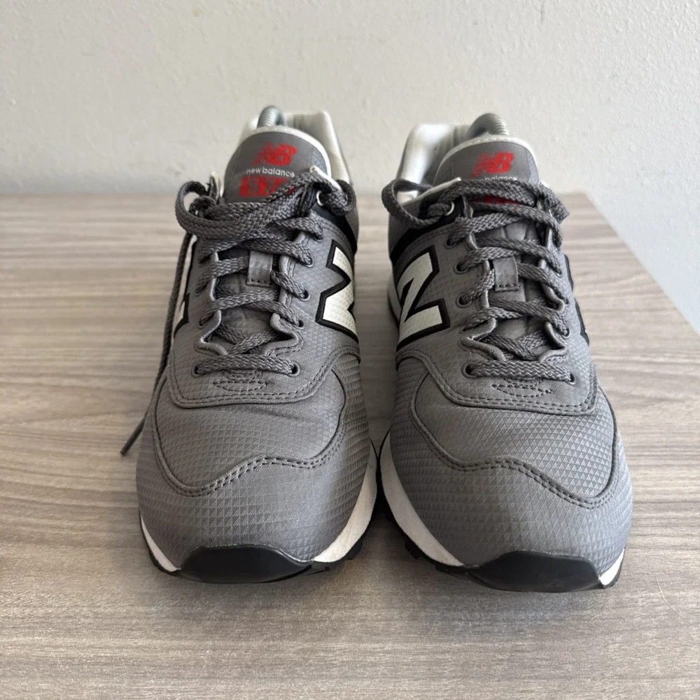 New Balance 574 Men's Sz 9 Grey Athletic Lace Up Shoes Sneakers Castlerock